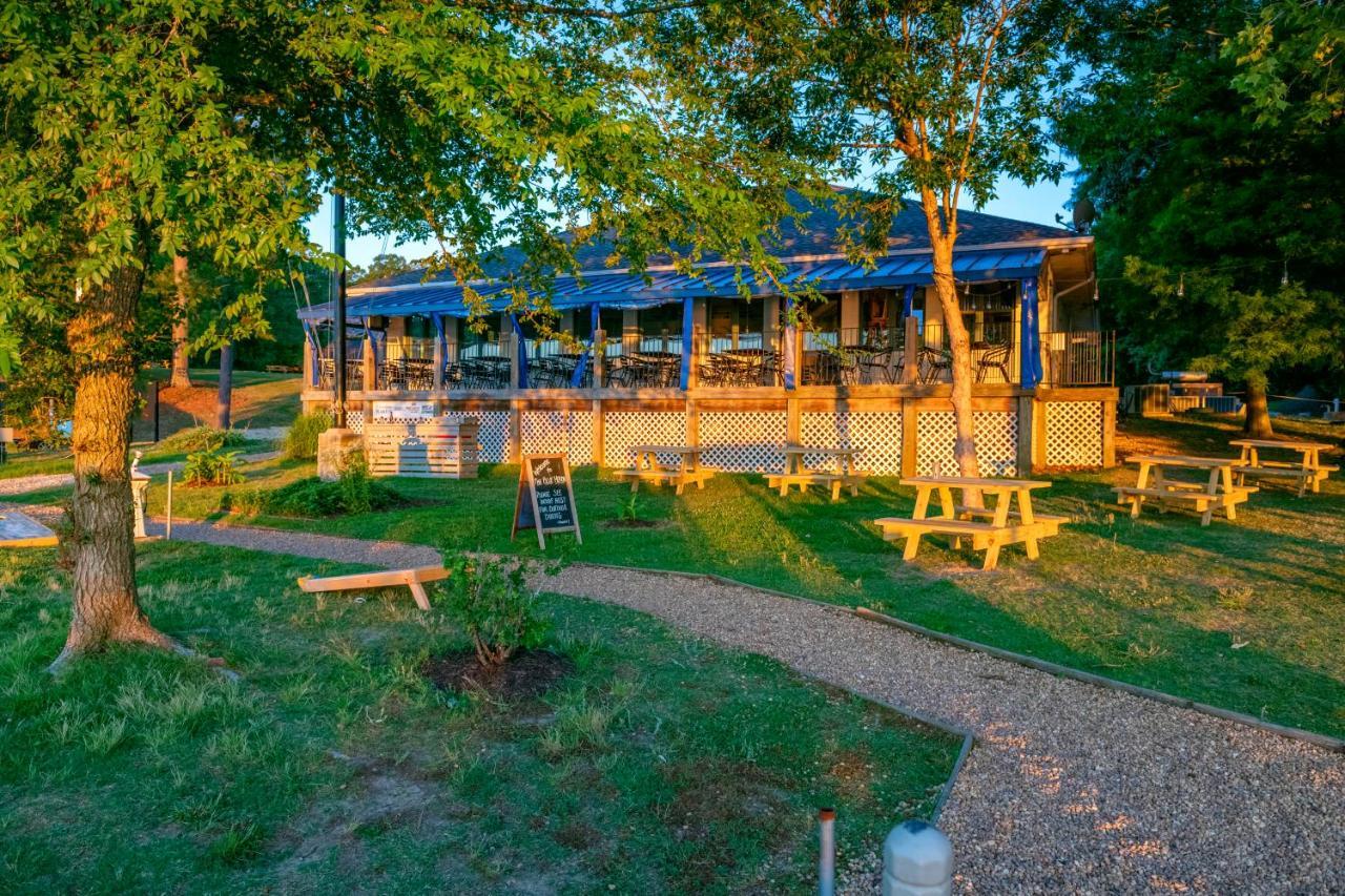 Rivers Rest Resort Toano ภายนอก รูปภาพ